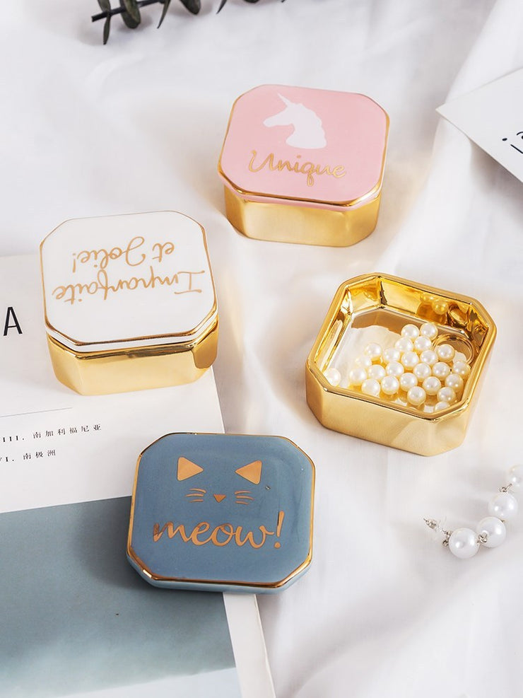 Portable Home Accessories Pack Storage Box